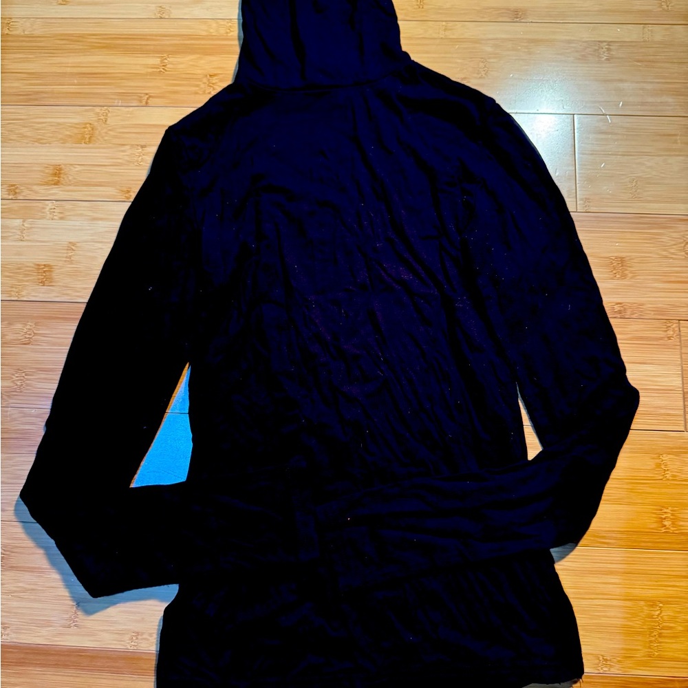 La Miel Black Turtleneck Lauriebelles